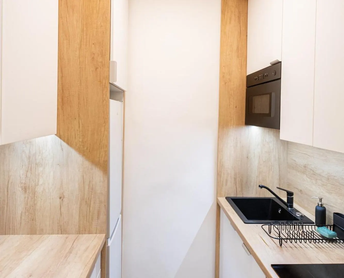 Exclusive Central Apartment Next To The Gellert Hill Budapest
