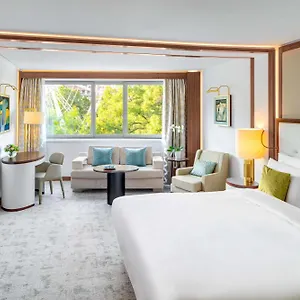 Kempinski Corvinus Hotel