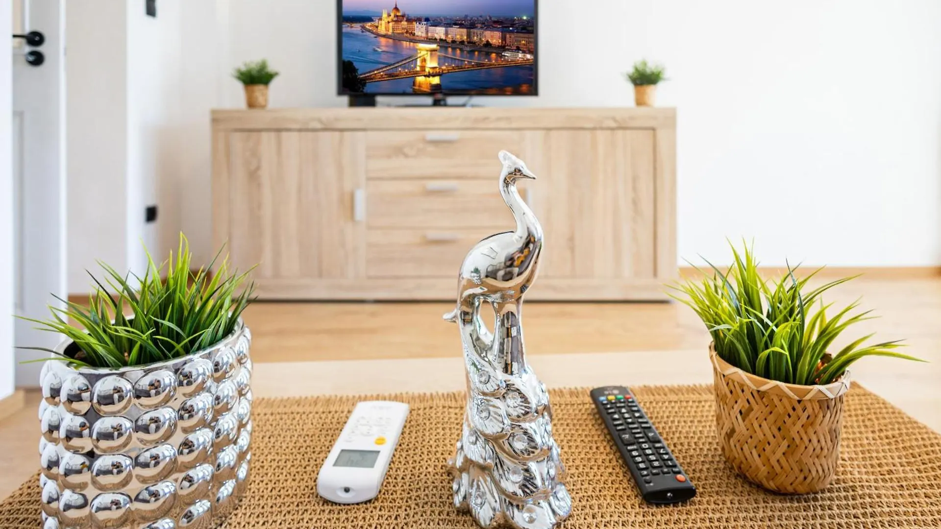 Exclusive Central Apartment Next To The Gellert Hill Budapest